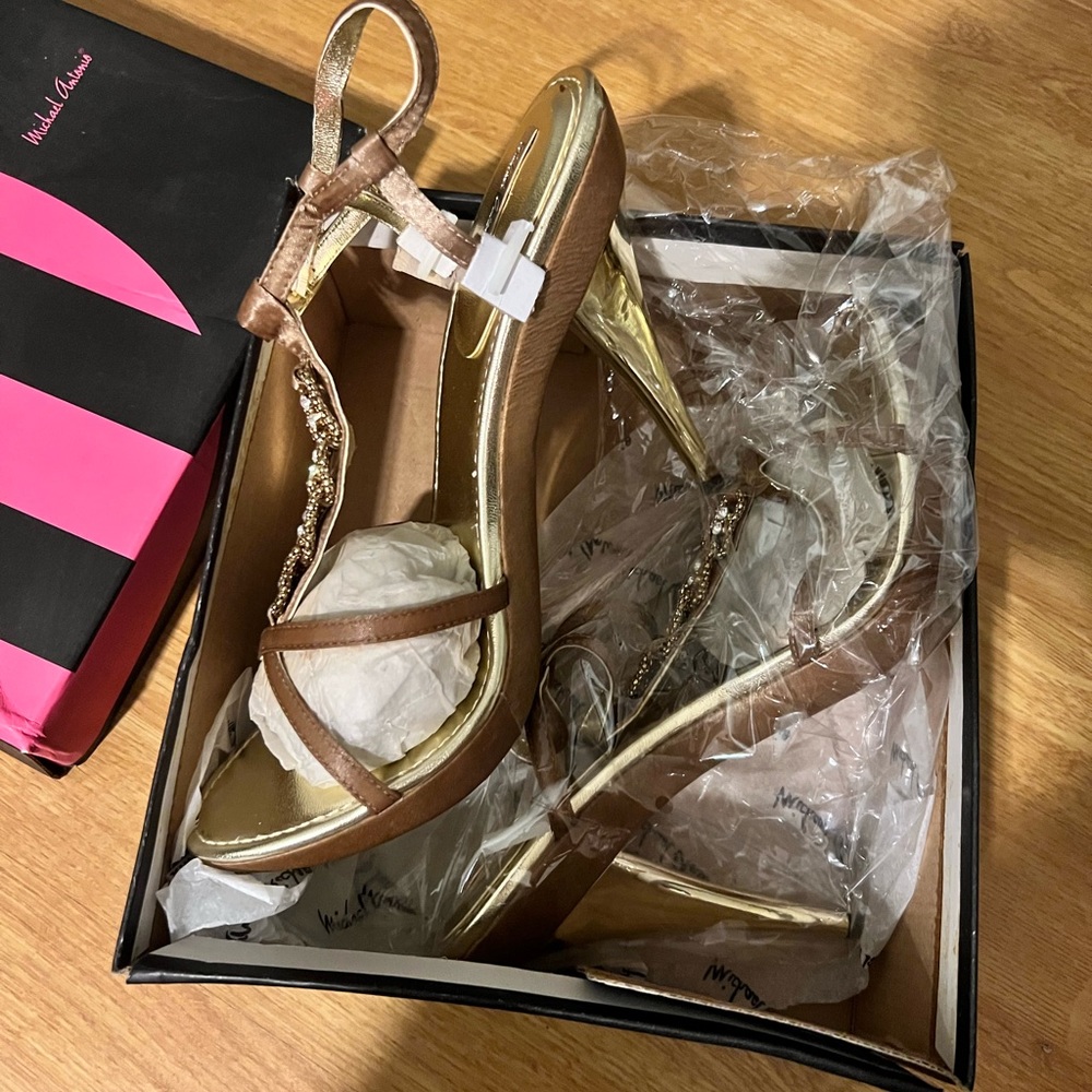FREE SHIPPING NEW Michael Antonio M BY MICHAEL ANTONIO SIZE 10